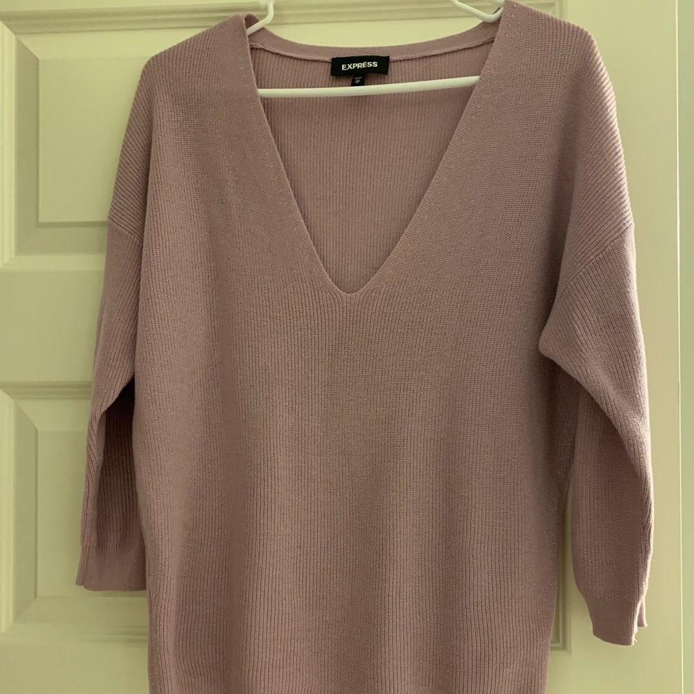 Express Sweater - Picture 7 of 7